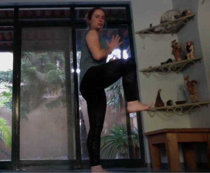 1hr Warming Vinyasa Flow (Bilingual)