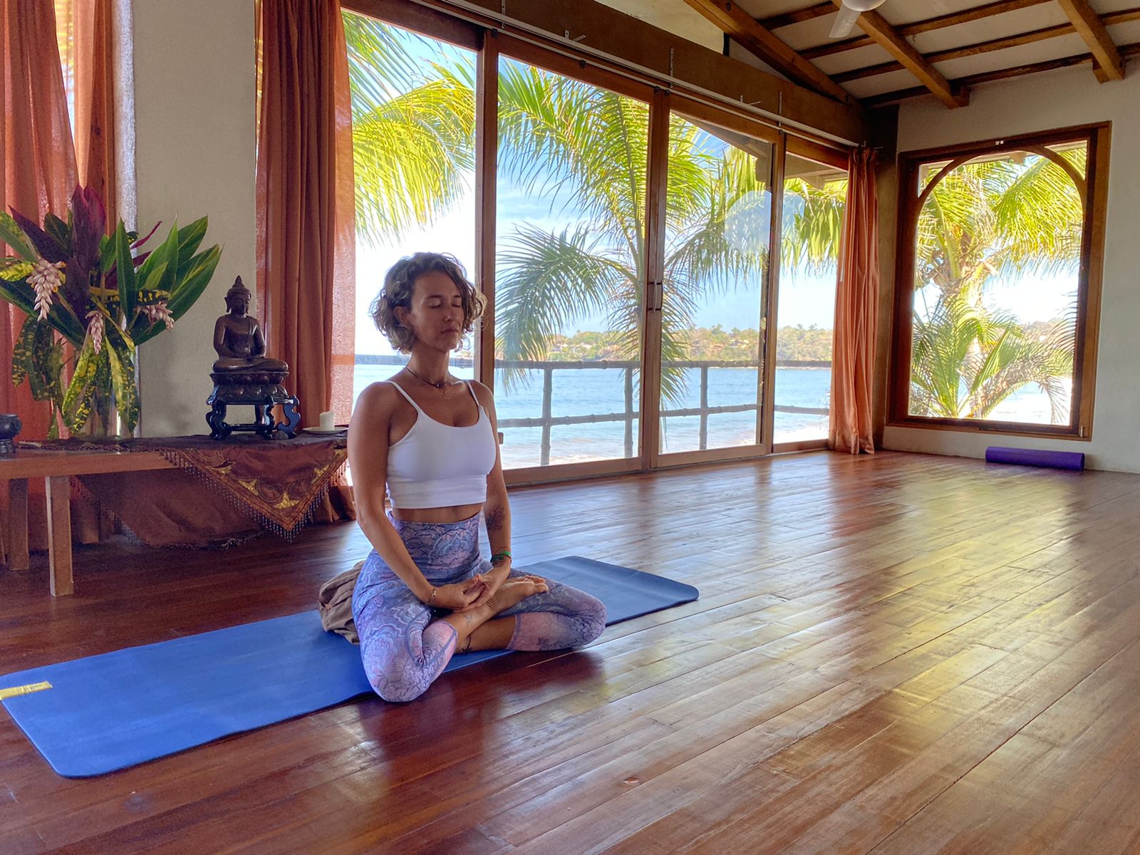 Mar de Jade Yoga and Sound Retreat (Español)