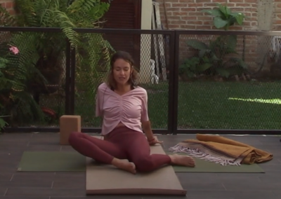 25min Gentle Yoga – bilingual