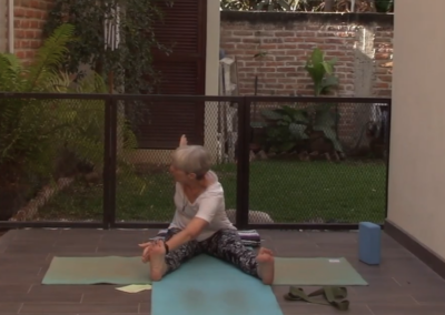 1hr Therapeutic Yoga for Hips